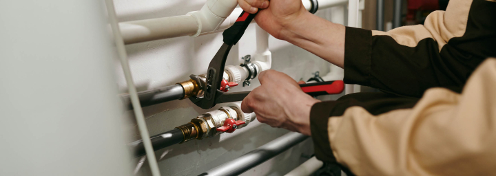 Pers en draadsnij gereedschap