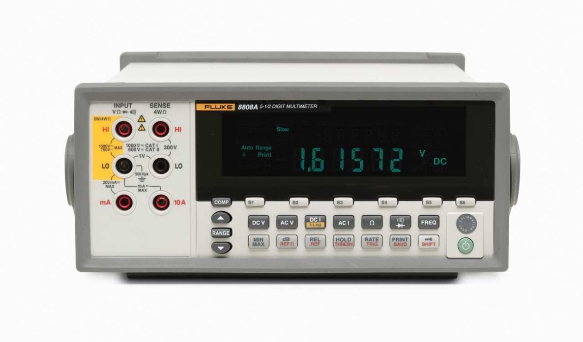 Fluke 2802467 8808A 240V 5,5 Digits multimeter incl. software en kabel