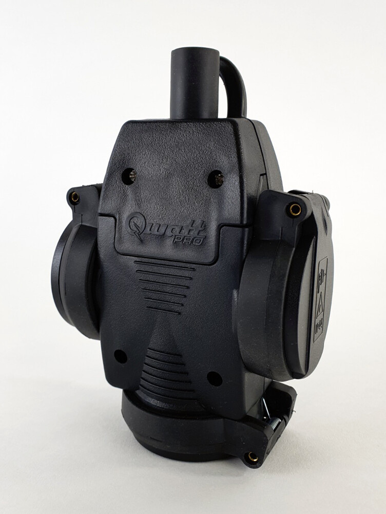 QwattPro 2015007 Hangkoppeling rubber Schuko zwart IP44