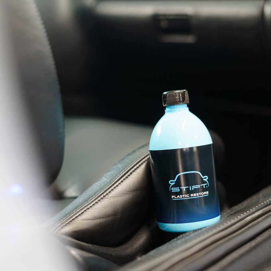 Stipt STIPT11 PLASTIC RESTORE 500ML (1ST)